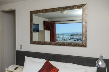 Bluewater Hotel