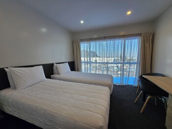 Bluewater Hotel