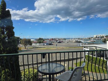 Bluewater Hotel