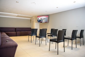 Amerian Tucuman Apart & Suites