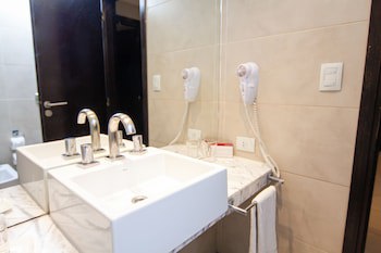 Amerian Tucuman Apart & Suites