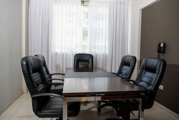 Amerian Tucuman Apart & Suites