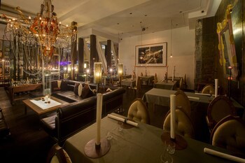 Backstage Boutique Hotel