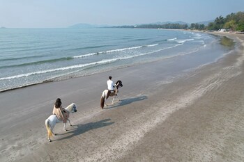 Anantasila Beach Resort Hua Hin