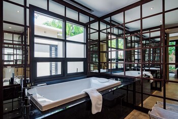 Anantasila Beach Resort Hua Hin