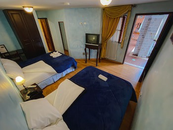 Golden Rest Ecuador