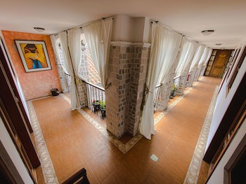 Golden Rest Ecuador