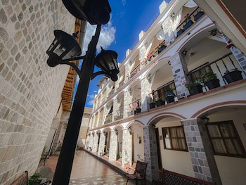 Golden Rest Ecuador