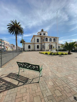 Golden Rest Ecuador