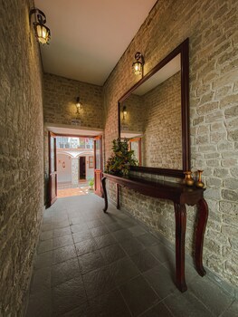 Golden Rest Ecuador