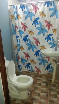 La Delphina B&B Bar And Grill Hotel