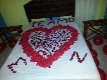 La Delphina B&B Bar And Grill Hotel