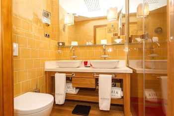 Bohemia Suites & Spa - Adults Only