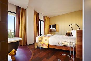 Bohemia Suites & Spa - Adults Only