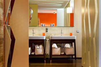 Bohemia Suites & Spa - Adults Only