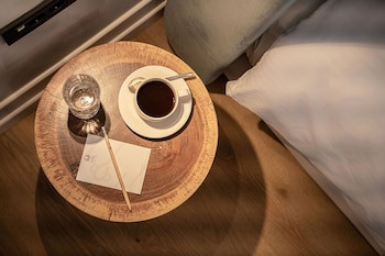 Avra City Boutique Hotel