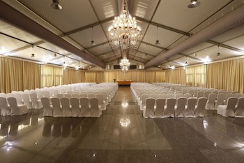 Greenpark Hotel