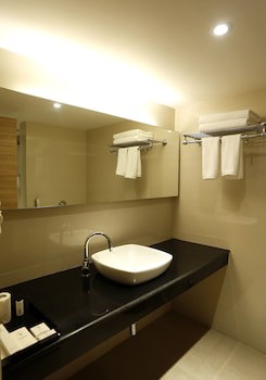 Greenpark Hotel