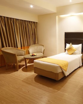 Greenpark Hotel
