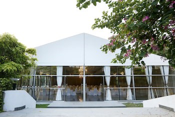 Greenpark Hotel