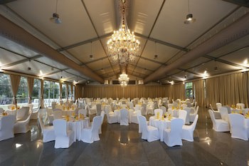 Greenpark Hotel