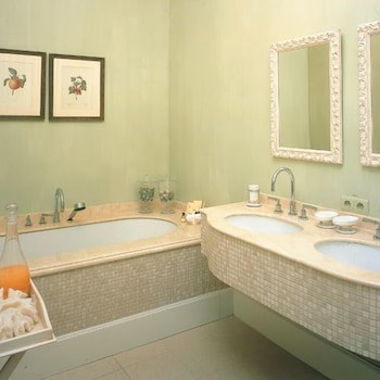 Hotel Recour