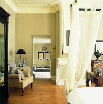 Hotel Recour
