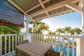 Mon Choisy Beach R.