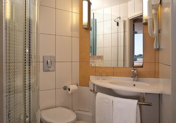 Ibis Kyiv City Center