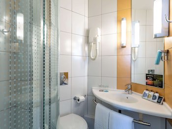 Ibis Kyiv City Center