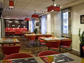 Ibis Kyiv City Center