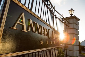Anner Hotel