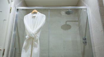 Anner Hotel