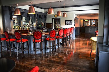Anner Hotel