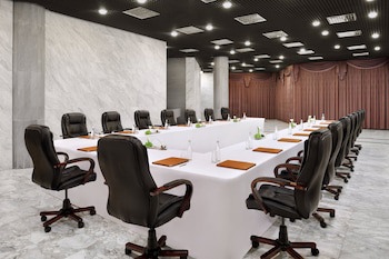 Erth Abu Dhabi Hotel