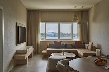 Erth Abu Dhabi Hotel