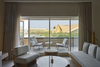 Erth Abu Dhabi Hotel