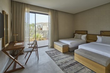 Erth Abu Dhabi Hotel