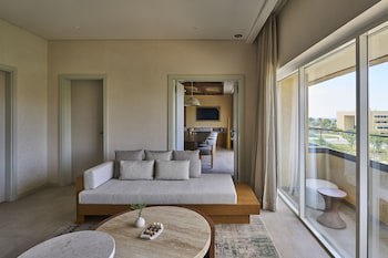 Erth Abu Dhabi Hotel