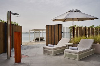 Erth Abu Dhabi Hotel