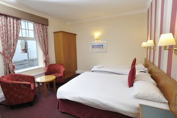 Cliffs Hotel - Blackpool