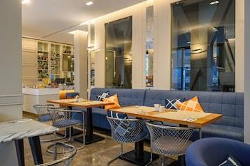 Four Points Express By Sheraton Istanbul Taksim Square