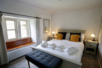 Ashfield House