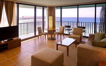 Guam Reef Hotel