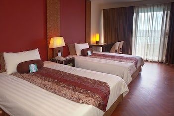 Guam Reef Hotel