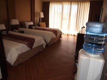 Guam Reef Hotel