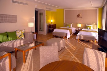 Guam Reef Hotel