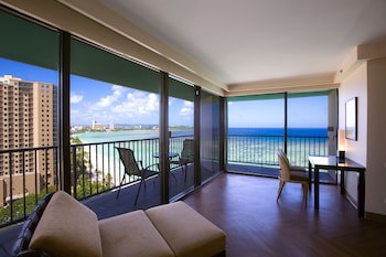 Guam Reef Hotel