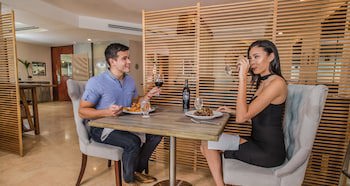 Ciqala Suites Hotel