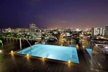 Ciqala Suites Hotel
